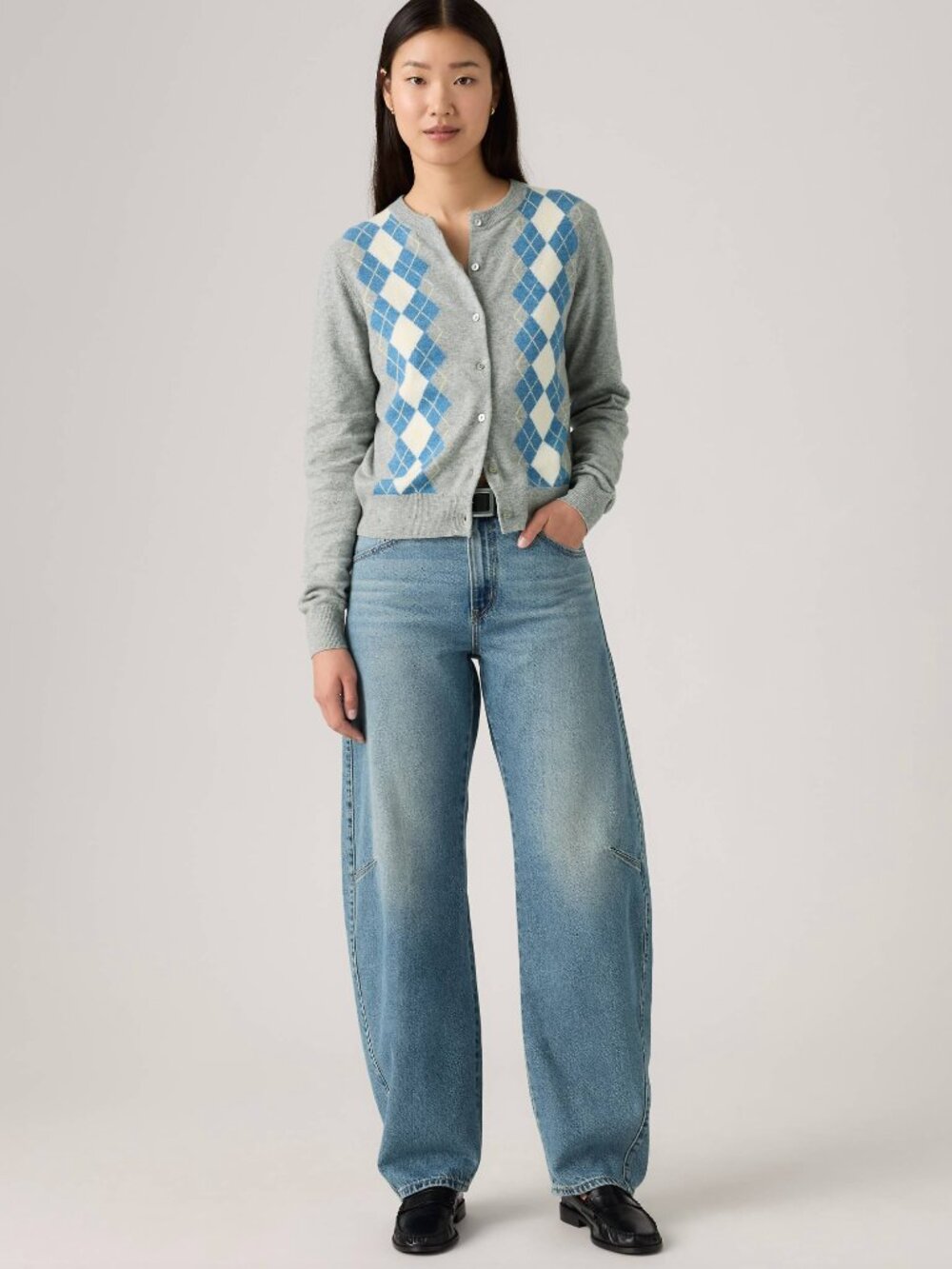 Levi's Women Easy Days Barrel Baggy Dad Barrel Jeans Size 28 or 29 NWT 108$